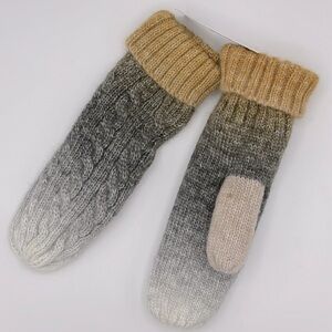 New Women’s or Big Kid Neutral gradient Mittens One Size from Nordstrom